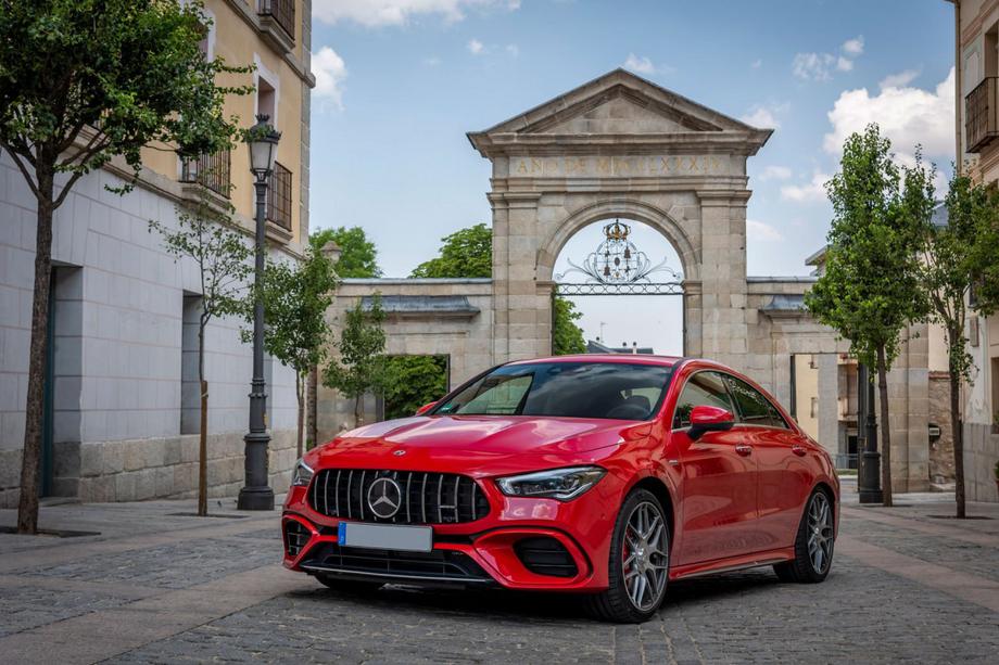 Mercedes CLA C118 2019- Parrilla Delantera Panamericana GT (para CLA45s) Foto 1