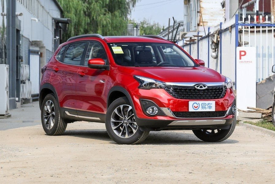 Revisión del crossover compacto Chery Tiggo 7 FLY