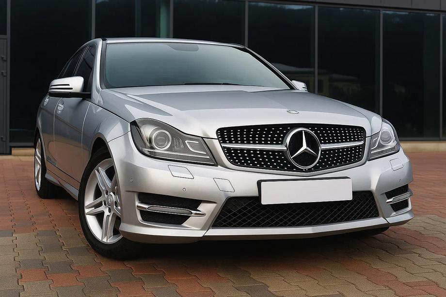 Mercedes C-class W204 2007-2015 Parrilla Delantera Diamond Silver Image
