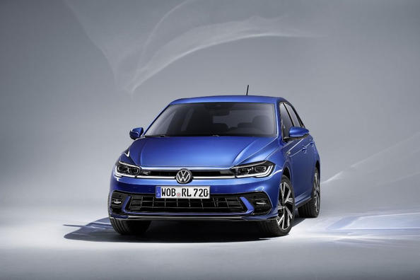 Volkswagen Polo actualizado de cinco puertas con portón trasero