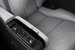Revisión de la minivan premium Lexus LM foto 10