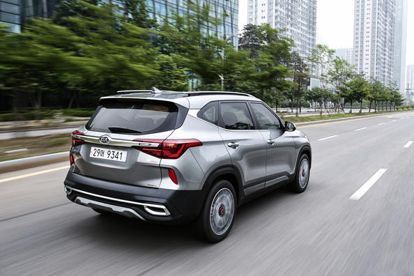 Revisión del crossover KIA Seltos Foto 3