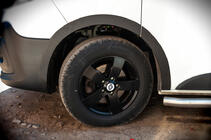 Renault Trafic 2015- Aletines de aleta (6 uds, negro, ABS) foto 10