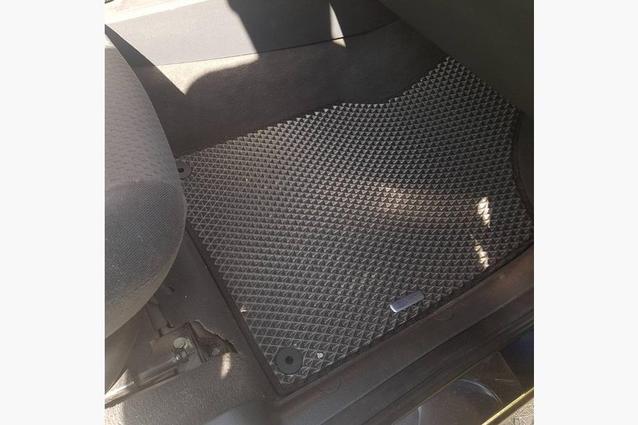 Ford Galaxy 1995-2006 Alfombrillas EVA (2 Filas, Negras) Image