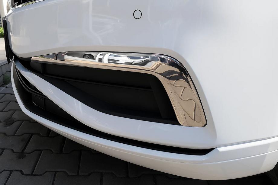 Volkswagen Passat B8 2015-2023 Cubiertas para faros antiniebla 2019+ (2 uds, acero inoxidable) Image