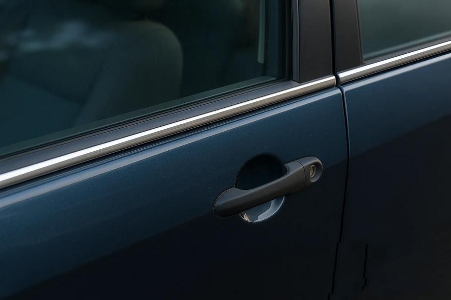 Ford Focus I 1998-2005 Molduras Exteriores de Ventanas Acero Inoxidable (4 uds) Image