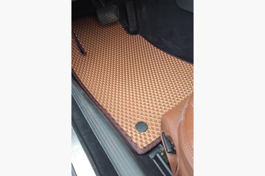 Mercedes E-class W211 2002-2009 Alfombrillas EVA (rojo ladrillo) Image