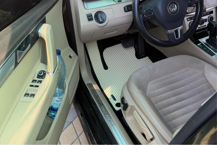 Volkswagen Passat B7 2012-2015 Alfombrillas EVA (EU, Beige) Image