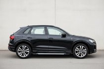 Audi Q3 2019–2025 Estribos Laterales Line (2 uds., Aluminio) foto 1