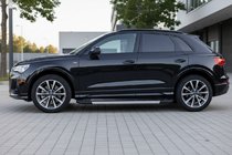 Audi Q3 2019–2025 Estribos Laterales RedLine (2 uds., Aluminio) foto 1