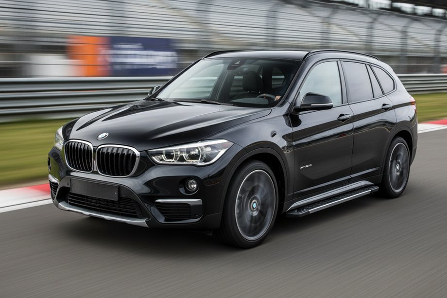 BMW X1 F48 2015-2022 Estribos Laterales RedLine (2 uds., Aluminio) Foto 1