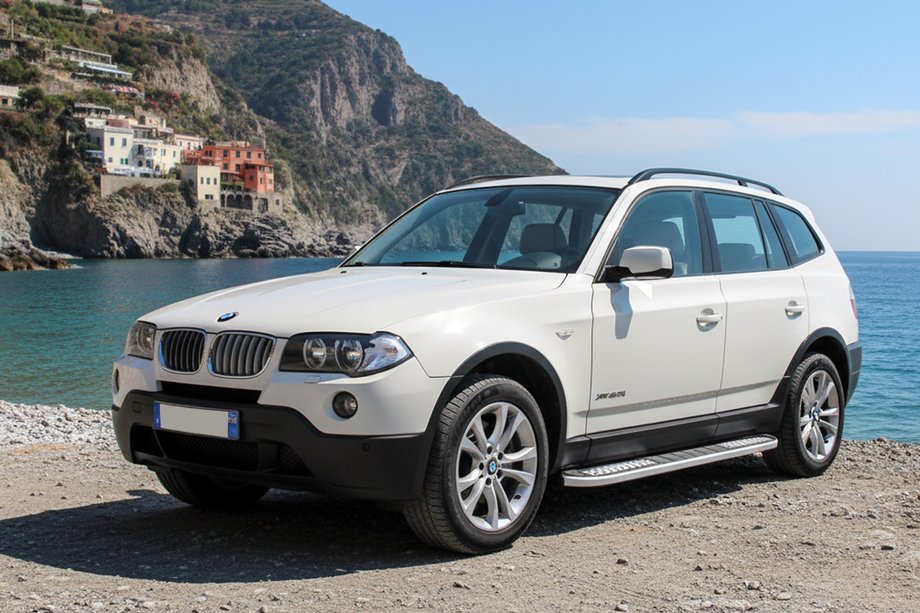 BMW X3 E83 2003-2010 Estribos Laterales Tayga V2 (2 uds., Aluminio) Image