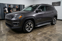 Jeep Compass 2016- Estribos Laterales Maydos V2 (2 uds., Aluminio) foto 1