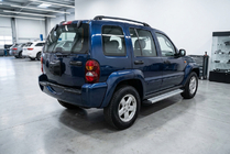 Jeep Cherokee/Liberty 2002-2007 Estribos Laterales Maya V2 (2 uds., Aluminio) foto 1