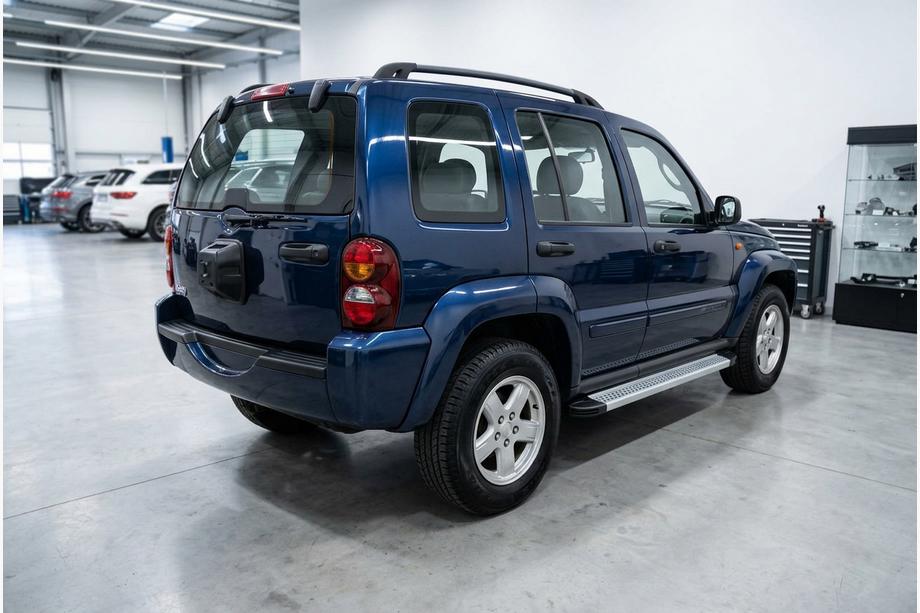 Jeep Cherokee/Liberty 2002-2007 Estribos Laterales Maya V2 (2 uds., Aluminio) Image