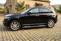 Infiniti FX 2003-2008 Estribos Laterales Tayga V2 (2 uds., Aluminio) foto 1