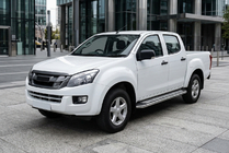 Isuzu D-Max 2011-2019 Estribos Laterales Maydos V2 (2 uds., Aluminio) foto 1