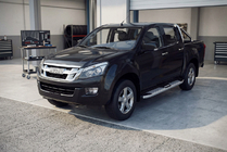Isuzu D-Max 2011-2019 Estribos Laterales Mevsim Grey (2 uds., Aluminio) foto 1