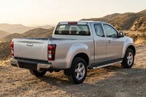 Isuzu D-Max 2011-2019 Estribos Laterales BlackLine (2 uds., Aluminio) foto 1