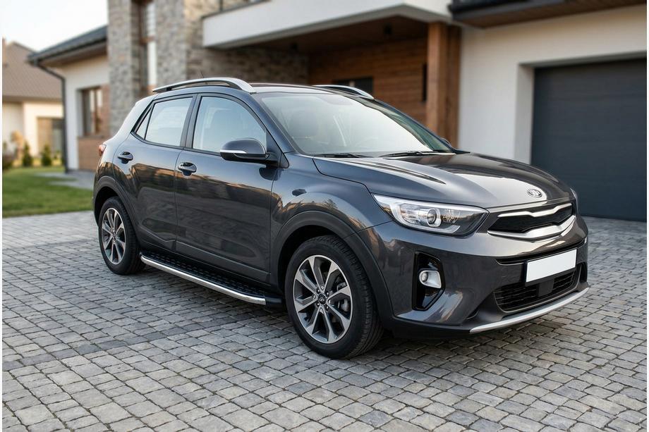 Kia Stonic 2017- Estribos Laterales BlackLine (2 uds., Aluminio) Image