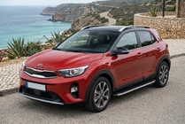 Kia Stonic 2017- Estribos Laterales Fullmond (2 uds., Aluminio) foto 1