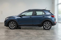 Kia Stonic 2017- Estribos Laterales Vision New Black (2 uds., Aluminio) foto 1