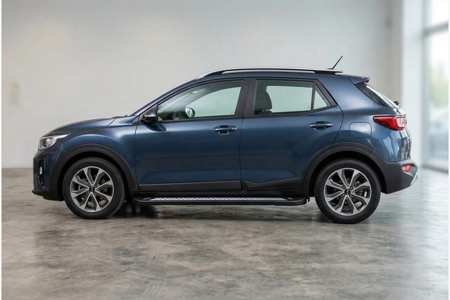 Kia Stonic 2017- Estribos Laterales Vision New Black (2 uds., Aluminio) Image