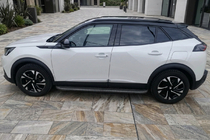 Peugeot 2008 2019- Estribos Laterales Bosphore Black (2 uds., Aluminio) foto 1