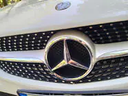 Mercedes GLA X156 2014-2019 Emblema delantero (18,4 cm) foto 1