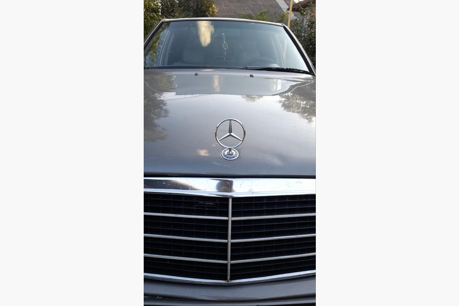 Mercedes E-class W124 1984–1997 Emblema mira con inscripción (para E-Class) Foto 7