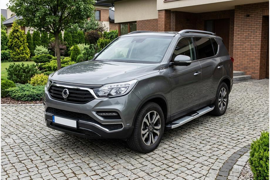 SsangYong Rexton II 2017- Estribos Laterales Mevsim Grey (2 uds., Aluminio) Image