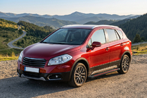 Suzuki SX4 S-Cross 2013-2016 Estribos Laterales Maya Red (2 uds., Aluminio) foto 1