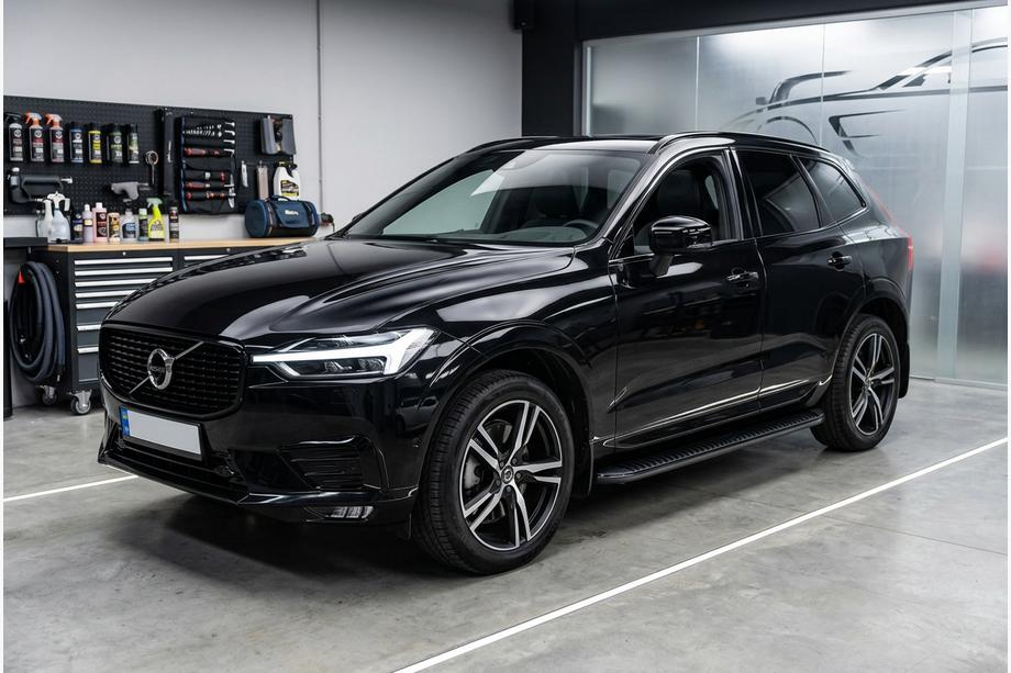 Volvo XC60 2017- Estribos Laterales Tayga Black (2 uds., Aluminio) Image