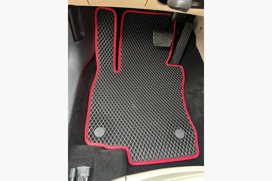 Skoda Octavia II A5 2010-2013 Alfombrillas EVA (negras) Image