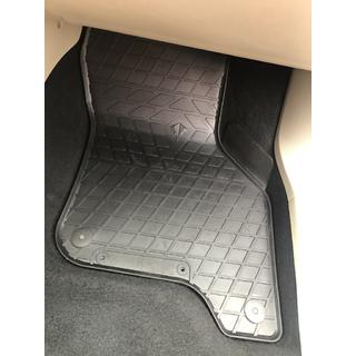 Alfombrillas de goma para E-Golf (4 uds, Stingray Premium) Volkswagen Golf 7/E-Golf 2012-2020 foto 2