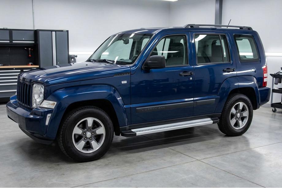Jeep Cherokee/Liberty 2007-2013 Estribos Laterales Maya V2 (2 uds., Aluminio) Foto 1