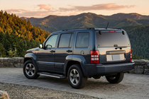 Jeep Cherokee/Liberty 2007-2013 Estribos Laterales RedLine (2 uds., Aluminio) foto 1