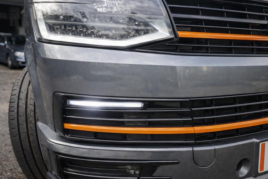 Volkswagen T6 2015-2024 Inserciones DRL para parachoques (SportLine) Image