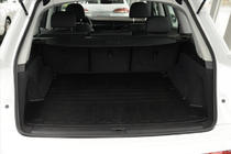 Audi Q7 2015–2026 Alfombrilla de maletero de goma (Stingray) foto 2