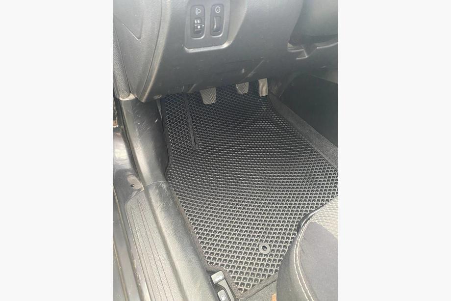 Mitsubishi Lancer 9 2004-2008 Alfombrillas EVA (negras) Image