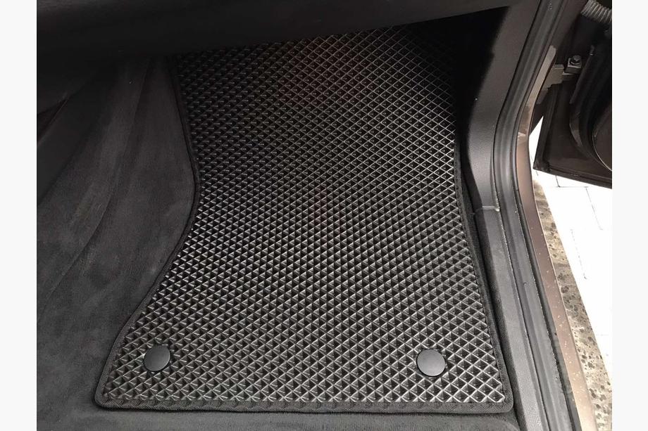 BMW X5 E70 2007-2013 Alfombrillas EVA V-1 (negras) Foto 3