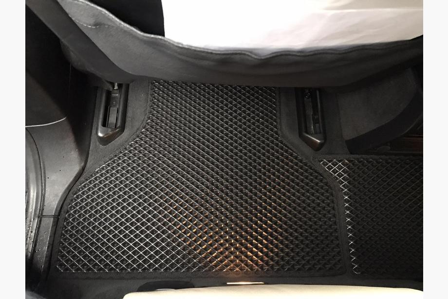 BMW X5 E70 2007-2013 Alfombrillas EVA V-1 (negras) Foto 7