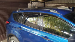 Ford Kuga/Escape 2013-2019 Barras de techo Skyport (negras) foto 15
