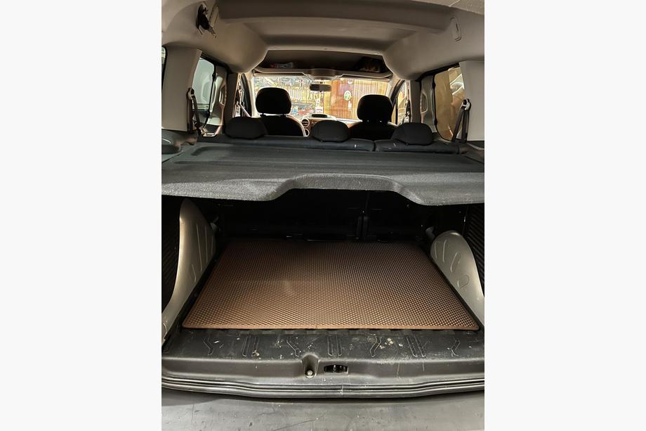 Citroen Berlingo 2008-2018 Alfombrilla de maletero (EVA, ladrillo) Image