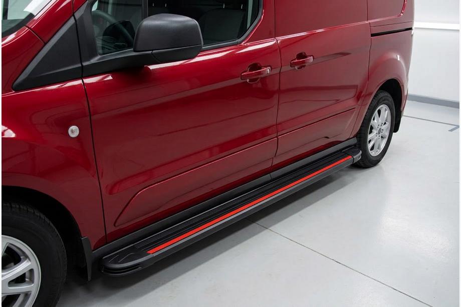 Volkswagen Caddy 2020- Estribos Laterales Maya Red (2 uds., Aluminio) Image