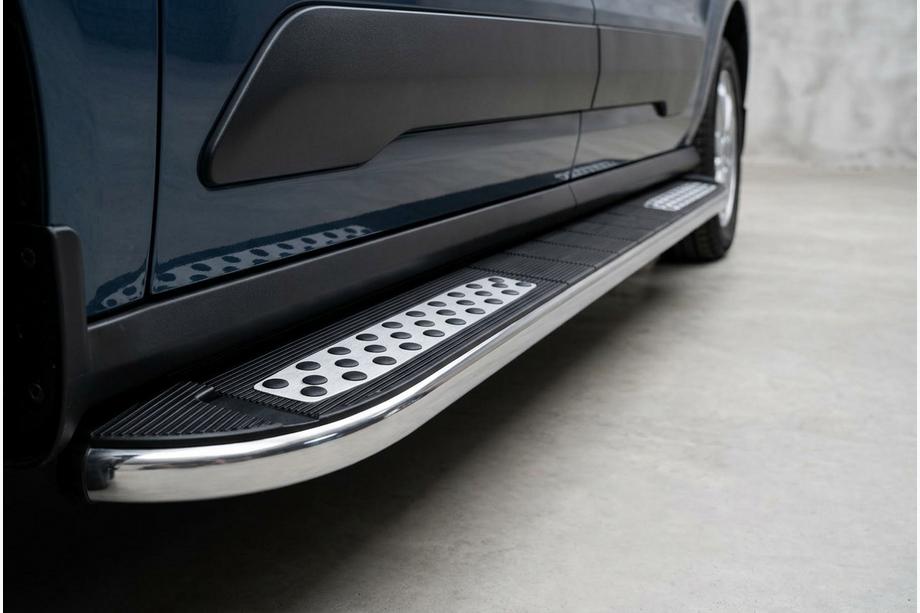 Volkswagen Caddy 2020- Estribos Laterales Tayga V2 (2 uds., Aluminio) Image