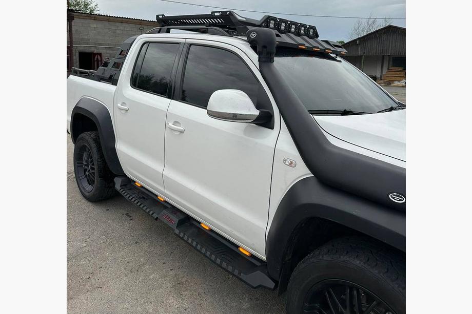 Volkswagen Amarok 2010-2022 Estribos laterales Dakar V2 con LED (2 uds, metal) Foto 5