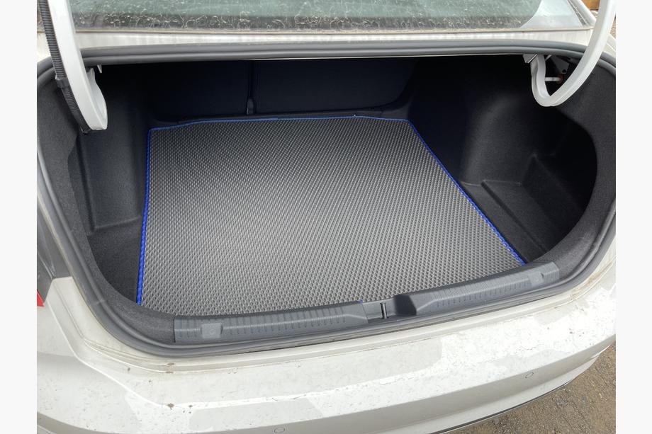 Volkswagen Lavida/e-Lavida 2019- Alfombrilla de maletero (EVA, Negro) Image