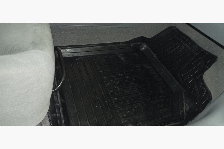 Chevrolet Lacetti 2003-2024 Alfombrillas de goma con borde (5 uds, Polytep) Image