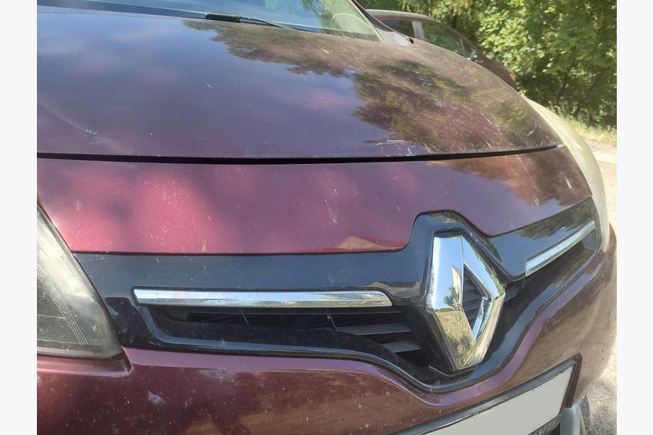 Renault Clio IV 2012-2019 Emblema (Turquía) Foto 4